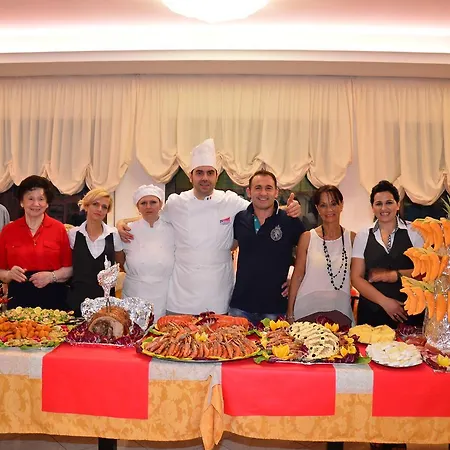 Ristoro Hotel 2*